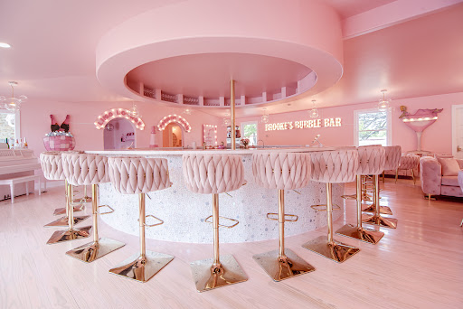 Brooke's Bubble Bar - Visual