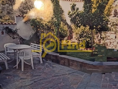 Photos of Find Real Estate, &Mu;&epsilon;&sigma;&iota;&tau;&iota;&kappa;ά &Gamma;&rho;&alpha;&phi;&epsilon;ί&alpha; &Alpha;&theta;ή&nu;&alpha; / Athens Real Estate