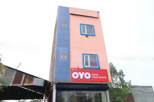 OYO Hotel Ozas Grand