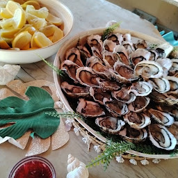 Photo n°6 de Mat'lots Coquillages à Saint-Estève (Restaurant de fruits de mer)