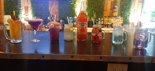 Tiki House Restaurant Bar Familiar Gallery - Mexico