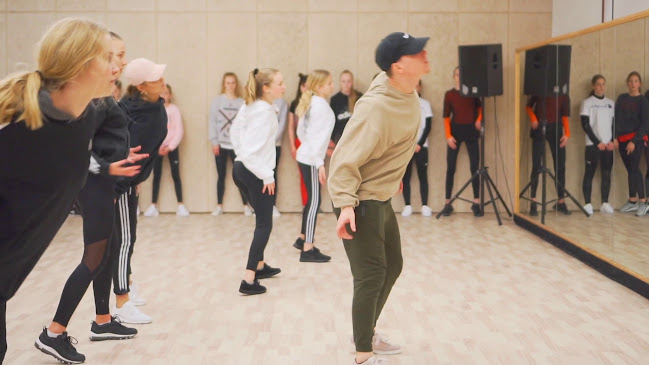 Anmeldelser af PLANUM STUDIOS i Slangerup - Danseskole