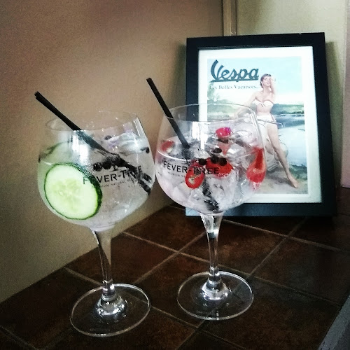 Jenever Gin Bar - Pub