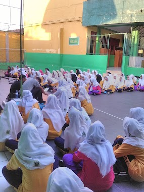 SMP IT Darul Ulum, Author: uya riesya