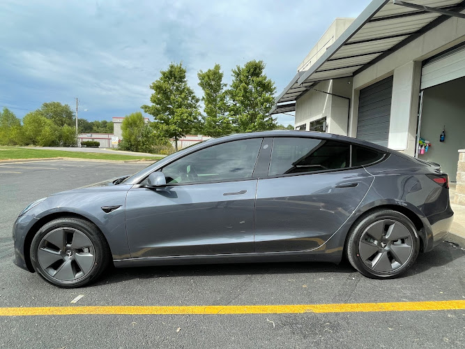 Auto Tint Authority Window Tint in Rogers