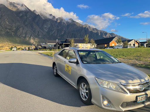 Otago cabs Queenstown - Thumbnail