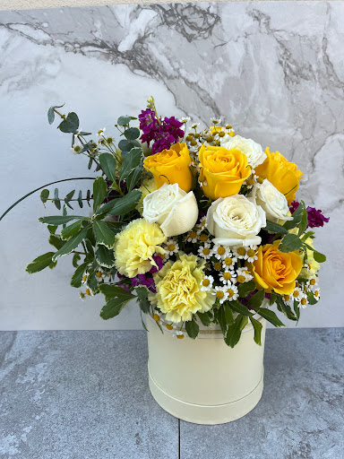 The Golden Bee Floral - Thumbnail