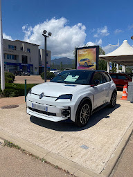 Photo n°26 de RENAULT PORTO-VECCHIO BALESI AUTOMOBILES à Porto-Vecchio (Vendeur de voitures d'occasion)