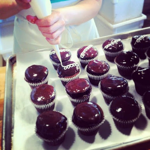 Hi-Rise Bread Company by null