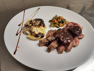 Photo n°2 de Le Chene Blanc à Logrian-Florian (Restaurant français)