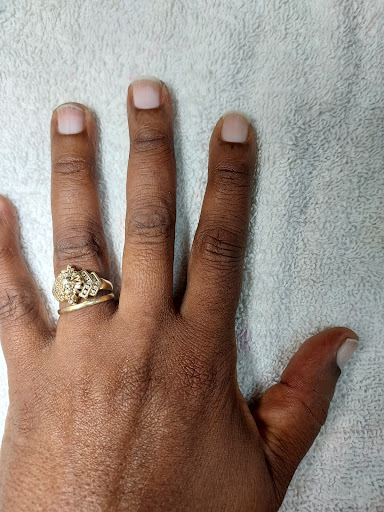 Fabulous Cuts & Nails - Thumbnail