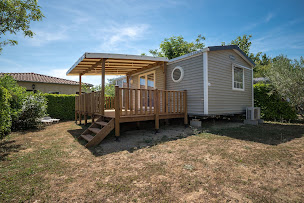 Photo n°6 de Camping Le Mas de Chavetourte à Saint-Alban-Auriolles (Pizzeria)