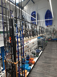 Photo n°25 de ESCALE MARINE à Auray (Magasin d'articles de sports)