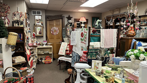 Metropolitan Antiques & Gifts - Thumbnail