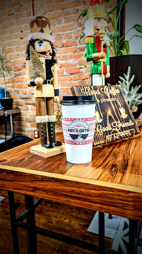 Mast's Coffee - Visual