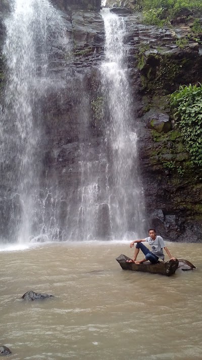 Photos of Air Terjun NggompEng.
