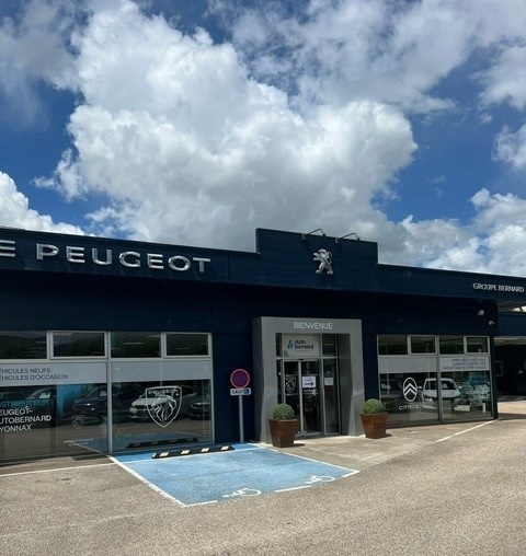 Photo de PEUGEOT - GARAGE SANDRI à Saint-Martin-du-Frêne (01430)