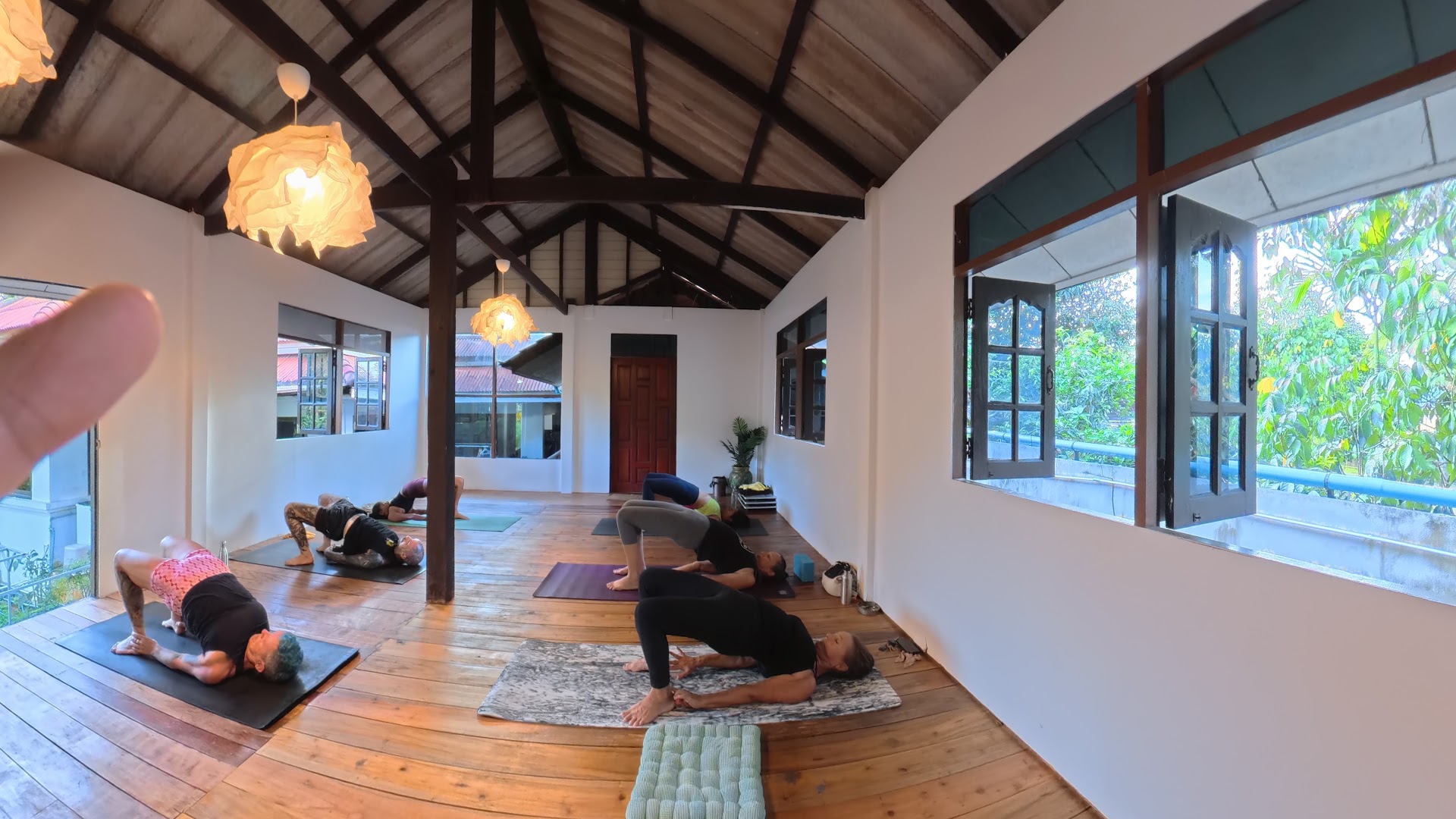 Yoga Essential School