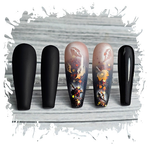 Sabrina's Dream Nails - Thumbnail