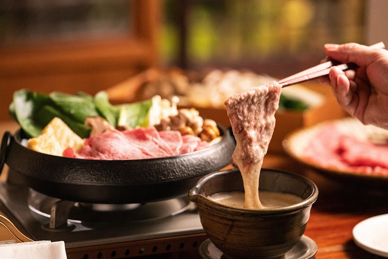 自然薯料理 すき焼き 筥崎とろろ 本店