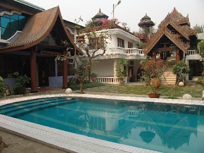 Photos of Emerald Land Inn