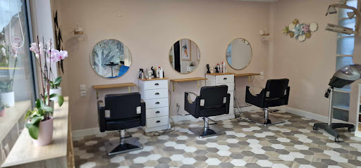 Photo de L'ATELIER LISS ESPACE DÉTENTE ET COIFFURE à Cagny (80330)