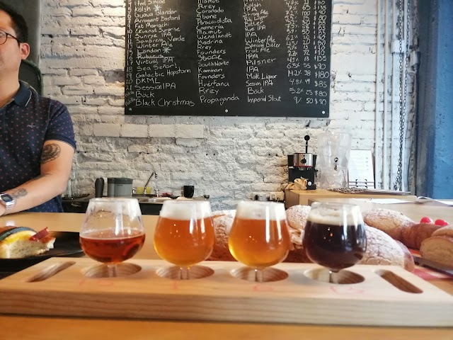 Yeccan Restaurante / Cervecería