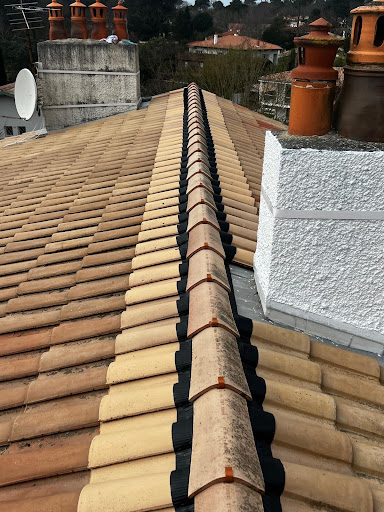 Photo de AeZ Couverture à Arès (33740)
