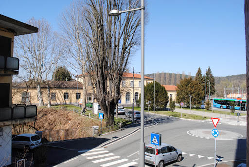 Bnbook-Sesto Calende Train Station