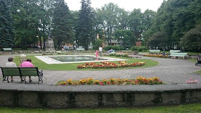 Photos of Lydia Koidula park