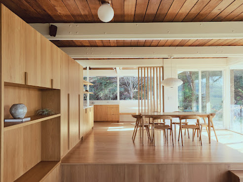 Alexandra Studio by null