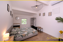 Le Nostradamus - Magnifique Appartement cour principal plein centre avec Parking à Salon-de-Provence