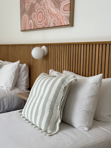 High Street Motel by null