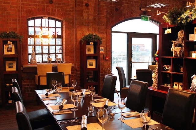 Cafe TwoCann