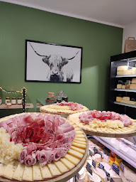 Photo n°16 de Crèmerie-Fromagerie Caseus à Avranches (Fromagerie)