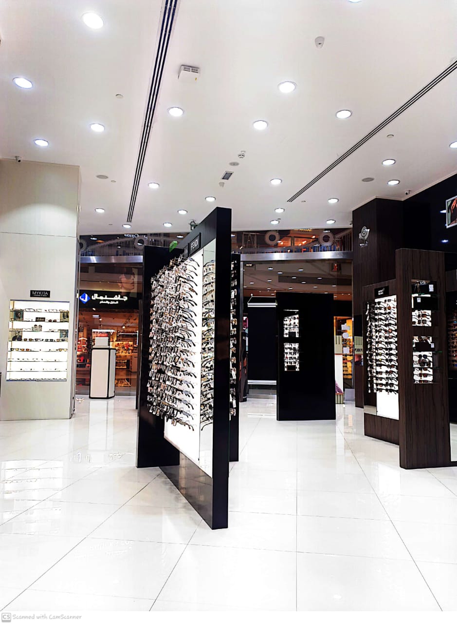 Yateem Optician - Abu Dhabi Mall - صورة 2