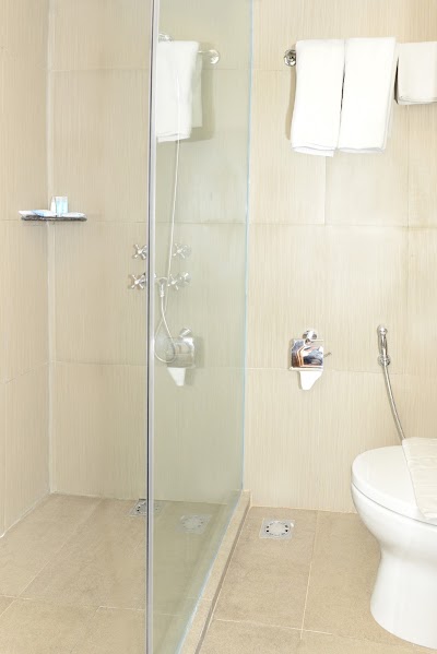 Photos of Hotel Bond