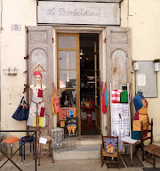 LA Bimbeloterie - Brocante à La Cadière-d'Azur