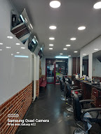 Menz parlour à Aubervilliers