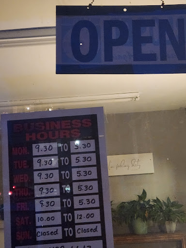 Town & Country Dry Cleaners - Thumbnail