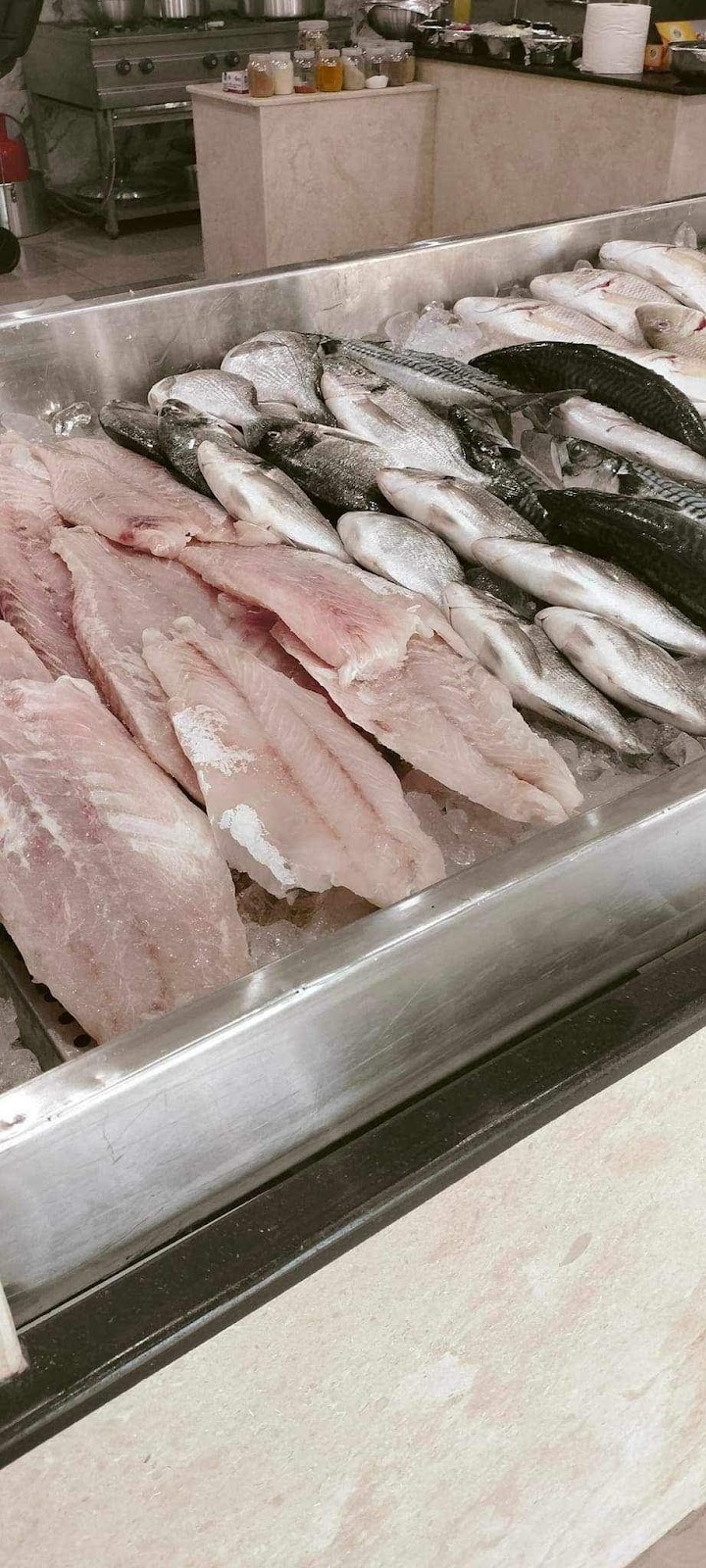 مطعم صياد القرش - صورة 3