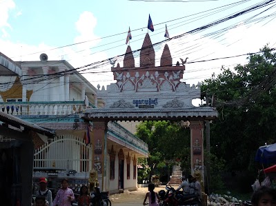 Photos of Samakki Raingsey Pagoda
