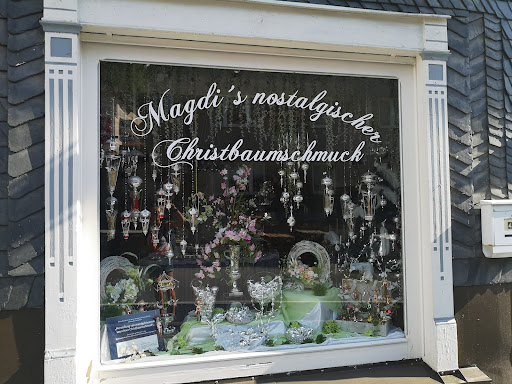 Magdi's Nostalgischer Christbaumschmuck