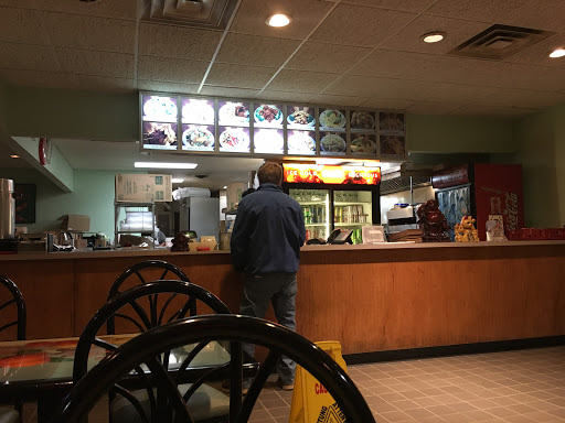 Men at Wok - Thumbnail