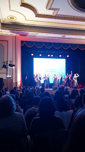 Grupo Recreativo e Dramático 1º de Maio Horário de abertura