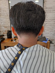 Photo n°6 de ABC Atelier Barbier Coiffure à Pont-l'Abbé (Salon de coiffure)