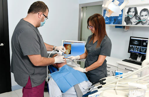 Clínica Dental Mèdic en Sant Joan Despí