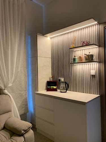 https://instagram.com/modern_kitchen.ae?igshid=OGQ2MjdiOTE=