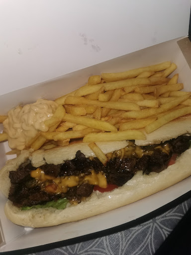 Photo 2 - Les Burgers de la Rive