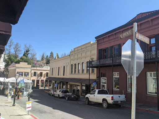 Scavenger Hunt Walking Tours - Nevada City - Thumbnail